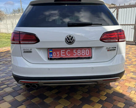 Белый Фольксваген Golf Alltrack, объемом двигателя 0 л и пробегом 236 тыс. км за 18500 $, фото 2 на Automoto.ua