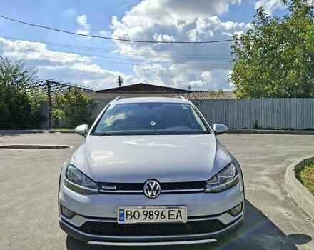 Белый Фольксваген Golf Alltrack, объемом двигателя 2 л и пробегом 192 тыс. км за 18800 $, фото 6 на Automoto.ua