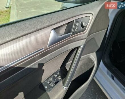 Белый Фольксваген Golf Alltrack, объемом двигателя 2 л и пробегом 192 тыс. км за 18800 $, фото 18 на Automoto.ua