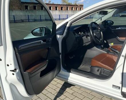 Белый Фольксваген Golf Alltrack, объемом двигателя 1.8 л и пробегом 148 тыс. км за 16000 $, фото 21 на Automoto.ua