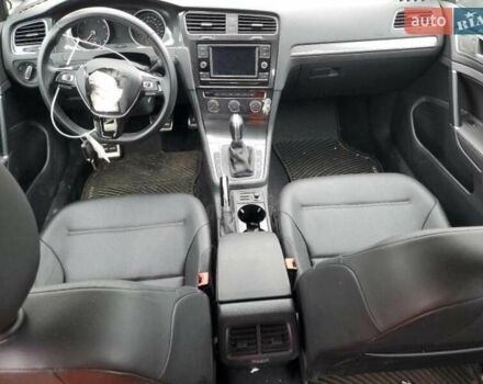 Белый Фольксваген Golf Alltrack, объемом двигателя 1.8 л и пробегом 100 тыс. км за 9700 $, фото 10 на Automoto.ua