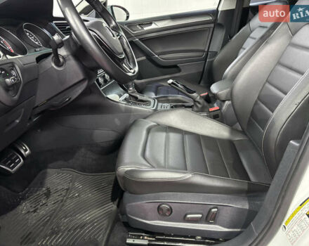 Белый Фольксваген Golf Alltrack, объемом двигателя 1.8 л и пробегом 58 тыс. км за 15999 $, фото 25 на Automoto.ua