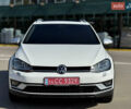 Белый Фольксваген Golf Alltrack, объемом двигателя 1.8 л и пробегом 200 тыс. км за 19999 $, фото 1 на Automoto.ua