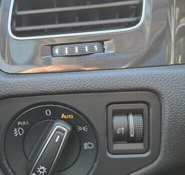 Білий Фольксваген Golf Alltrack, об'ємом двигуна 1.8 л та пробігом 25 тис. км за 16900 $, фото 34 на Automoto.ua