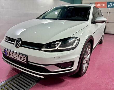 Белый Фольксваген Golf Alltrack, объемом двигателя 1.8 л и пробегом 58 тыс. км за 15999 $, фото 13 на Automoto.ua