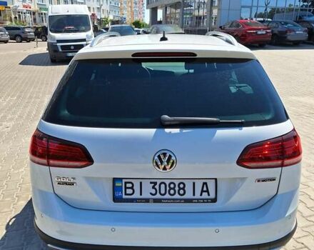Белый Фольксваген Golf Alltrack, объемом двигателя 1.97 л и пробегом 298 тыс. км за 17900 $, фото 8 на Automoto.ua