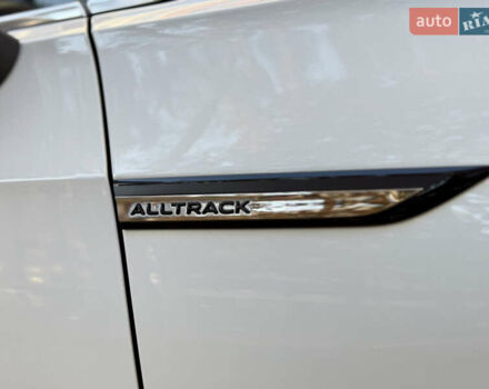 Білий Фольксваген Golf Alltrack, об'ємом двигуна 2 л та пробігом 198 тис. км за 24900 $, фото 27 на Automoto.ua