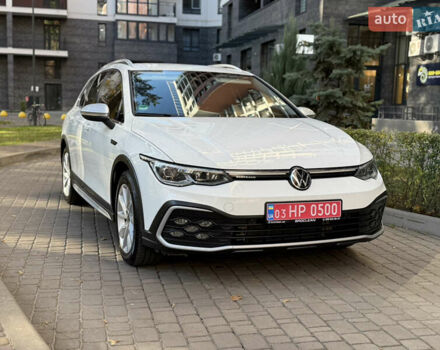Білий Фольксваген Golf Alltrack, об'ємом двигуна 2 л та пробігом 198 тис. км за 24900 $, фото 2 на Automoto.ua