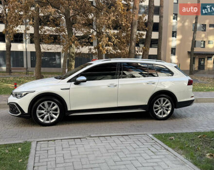 Білий Фольксваген Golf Alltrack, об'ємом двигуна 2 л та пробігом 198 тис. км за 24900 $, фото 9 на Automoto.ua