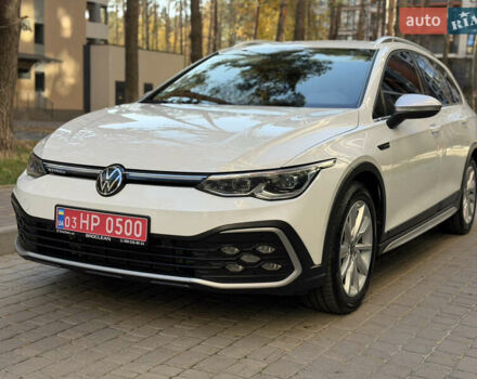 Білий Фольксваген Golf Alltrack, об'ємом двигуна 2 л та пробігом 198 тис. км за 24900 $, фото 5 на Automoto.ua