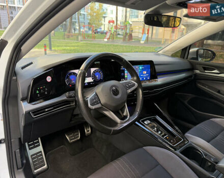 Білий Фольксваген Golf Alltrack, об'ємом двигуна 2 л та пробігом 198 тис. км за 24900 $, фото 40 на Automoto.ua