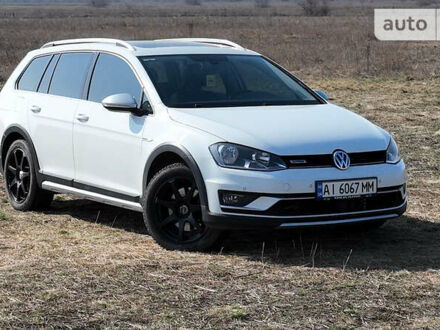 Фольксваген Golf Alltrack 2016 у Кропивницькому (Кіровограді) на Automoto.ua Білий Фольксваген Golf Alltrack, об'ємом двигуна 1.8 л та пробігом 92 тис. км за 17300 $, фото 1 на Automoto.ua