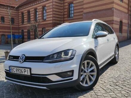 Фольксваген Golf Alltrack 2016 у Львові на Automoto.ua Білий Фольксваген Golf Alltrack, об'ємом двигуна 2 л та пробігом 272 тис. км за 15500 $, фото 1 на Automoto.ua