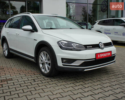 Белый Фольксваген Golf Alltrack, объемом двигателя 1.8 л и пробегом 132 тыс. км за 14800 $, фото 1 на Automoto.ua