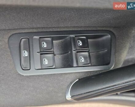 Черный Фольксваген Golf Alltrack, объемом двигателя 1.6 л и пробегом 292 тыс. км за 10900 $, фото 16 на Automoto.ua