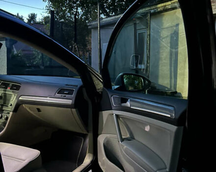 Черный Фольксваген Golf Alltrack, объемом двигателя 1.8 л и пробегом 195 тыс. км за 14100 $, фото 14 на Automoto.ua