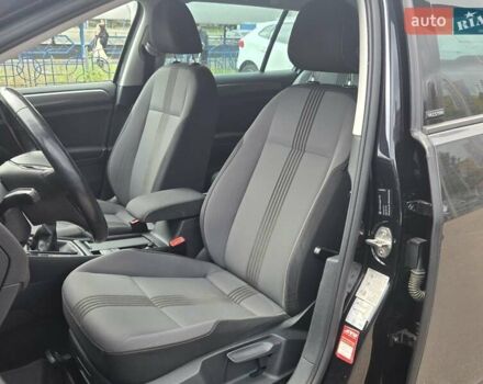 Черный Фольксваген Golf Alltrack, объемом двигателя 1.6 л и пробегом 292 тыс. км за 10900 $, фото 8 на Automoto.ua