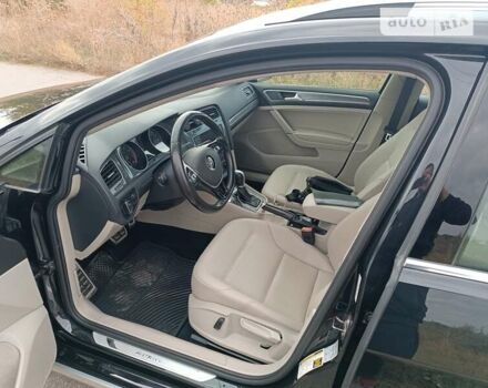 Черный Фольксваген Golf Alltrack, объемом двигателя 1.8 л и пробегом 152 тыс. км за 12999 $, фото 3 на Automoto.ua