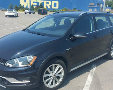 Черный Фольксваген Golf Alltrack, объемом двигателя 1.8 л и пробегом 93 тыс. км за 11900 $, фото 1 на Automoto.ua