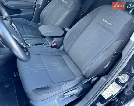 Черный Фольксваген Golf Alltrack, объемом двигателя 2 л и пробегом 267 тыс. км за 18500 $, фото 49 на Automoto.ua