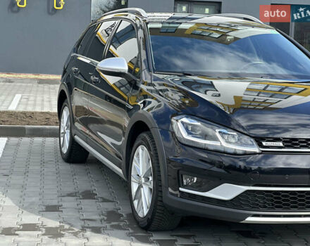 Черный Фольксваген Golf Alltrack, объемом двигателя 2 л и пробегом 267 тыс. км за 18500 $, фото 5 на Automoto.ua