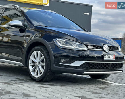 Черный Фольксваген Golf Alltrack, объемом двигателя 2 л и пробегом 267 тыс. км за 18500 $, фото 2 на Automoto.ua