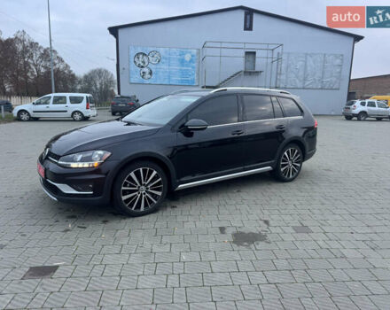 Черный Фольксваген Golf Alltrack, объемом двигателя 1.8 л и пробегом 162 тыс. км за 13400 $, фото 25 на Automoto.ua