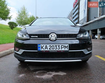 Черный Фольксваген Golf Alltrack, объемом двигателя 1.8 л и пробегом 49 тыс. км за 16700 $, фото 1 на Automoto.ua