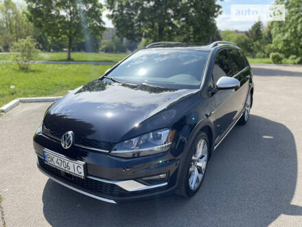Фольксваген Golf Alltrack 2017 у Рівному на Automoto.ua Чорний Фольксваген Golf Alltrack, об'ємом двигуна 1.8 л та пробігом 65 тис. км за 17950 $, фото 1 на Automoto.ua