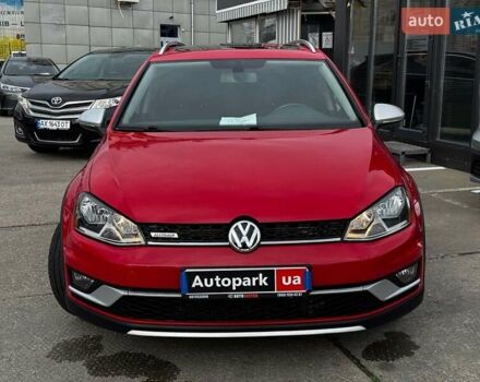 Красный Фольксваген Golf Alltrack, объемом двигателя 1.8 л и пробегом 133 тыс. км за 11980 $, фото 8 на Automoto.ua