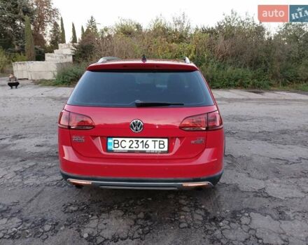 Красный Фольксваген Golf Alltrack, объемом двигателя 1.8 л и пробегом 132 тыс. км за 12000 $, фото 9 на Automoto.ua