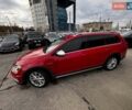 Красный Фольксваген Golf Alltrack, объемом двигателя 1.8 л и пробегом 133 тыс. км за 11980 $, фото 2 на Automoto.ua