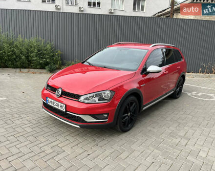 Красный Фольксваген Golf Alltrack, объемом двигателя 1.8 л и пробегом 208 тыс. км за 12499 $, фото 3 на Automoto.ua