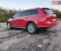 Красный Фольксваген Golf Alltrack, объемом двигателя 1.8 л и пробегом 132 тыс. км за 12000 $, фото 13 на Automoto.ua