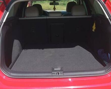 Красный Фольксваген Golf Alltrack, объемом двигателя 1.8 л и пробегом 132 тыс. км за 12000 $, фото 21 на Automoto.ua