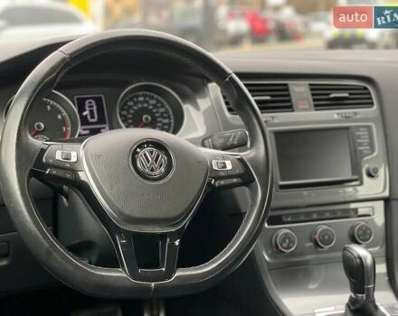 Красный Фольксваген Golf Alltrack, объемом двигателя 1.8 л и пробегом 78 тыс. км за 15850 $, фото 15 на Automoto.ua