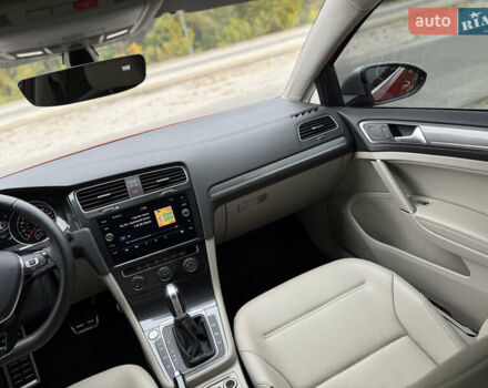 Красный Фольксваген Golf Alltrack, объемом двигателя 1.8 л и пробегом 45 тыс. км за 16300 $, фото 26 на Automoto.ua