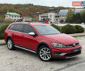 Красный Фольксваген Golf Alltrack, объемом двигателя 1.8 л и пробегом 45 тыс. км за 16300 $, фото 3 на Automoto.ua