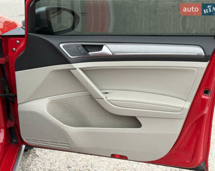 Красный Фольксваген Golf Alltrack, объемом двигателя 1.8 л и пробегом 45 тыс. км за 16300 $, фото 32 на Automoto.ua