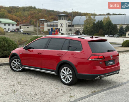 Красный Фольксваген Golf Alltrack, объемом двигателя 1.8 л и пробегом 45 тыс. км за 16300 $, фото 8 на Automoto.ua