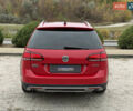 Красный Фольксваген Golf Alltrack, объемом двигателя 1.8 л и пробегом 45 тыс. км за 16300 $, фото 11 на Automoto.ua