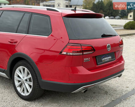 Красный Фольксваген Golf Alltrack, объемом двигателя 1.8 л и пробегом 45 тыс. км за 16300 $, фото 13 на Automoto.ua