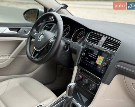 Красный Фольксваген Golf Alltrack, объемом двигателя 1.8 л и пробегом 45 тыс. км за 16300 $, фото 34 на Automoto.ua