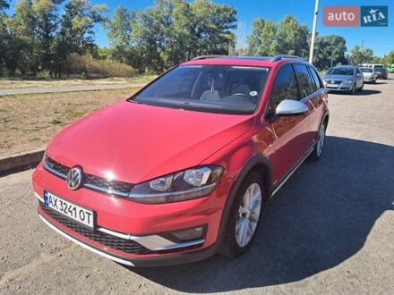 Фольксваген Golf Alltrack 2019 в Днепре (Днепропетровске) на Automoto.ua Красный Фольксваген Golf Alltrack, объемом двигателя 1.8 л и пробегом 45 тыс. км за 16700 $, фото 1 на Automoto.ua