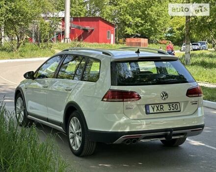 Фольксваген Golf Alltrack, объемом двигателя 2 л и пробегом 171 тыс. км за 16100 $, фото 4 на Automoto.ua