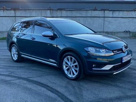Фольксваген Golf Alltrack 2017 в Киеве на Automoto.ua Фольксваген Golf Alltrack, объемом двигателя 1.8 л и пробегом 89 тыс. км за 15800 $, фото 1 на Automoto.ua