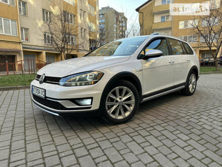 Фольксваген Golf Alltrack, объемом двигателя 1.8 л и пробегом 160 тыс. км за 14600 $, фото 1 на Automoto.ua