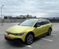 Желтый Фольксваген Golf Alltrack, объемом двигателя 1.97 л и пробегом 254 тыс. км за 21800 $, фото 1 на Automoto.ua