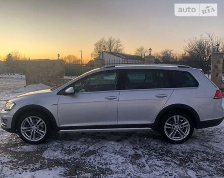 Сірий Фольксваген Golf Alltrack, об'ємом двигуна 2 л та пробігом 208 тис. км за 18500 $, фото 5 на Automoto.ua