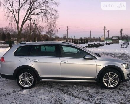 Сірий Фольксваген Golf Alltrack, об'ємом двигуна 2 л та пробігом 208 тис. км за 18500 $, фото 10 на Automoto.ua